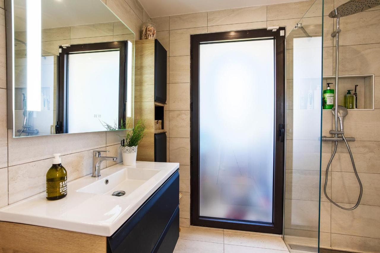 Les Sources Vi4245 By Riviera Homes